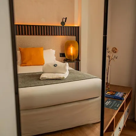 Isa Sevilla Suites-2